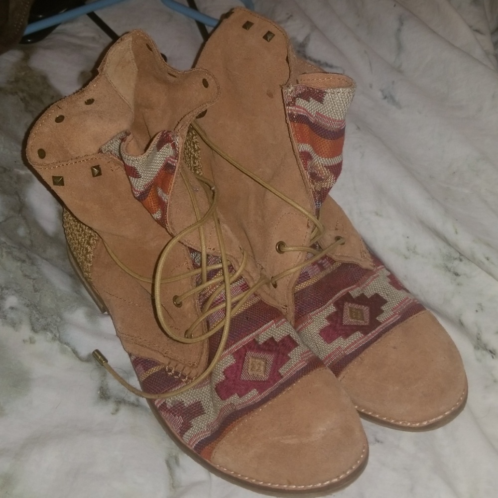The sak chestnut boots